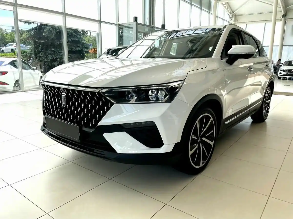 Faw Bestune T77 в наличии по цене от 922 000 рублей