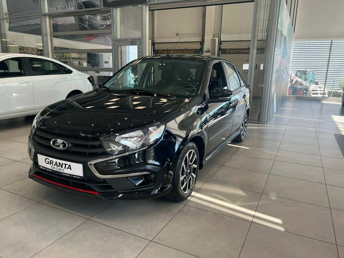 Lada Granta Sportline Лифтбек с автосалона по цене от 809 000 рублей