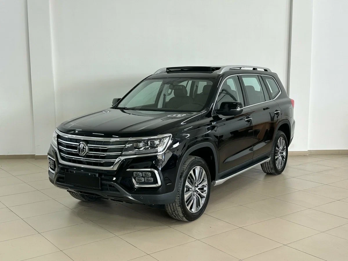 MG RX8 с автосалона по цене от 2 514 000 рублей