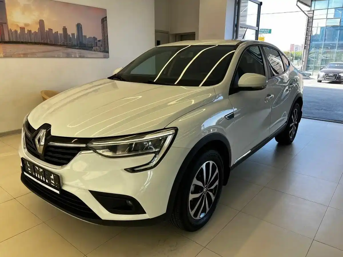 Renault Arkana по цене от 780 000 рублей